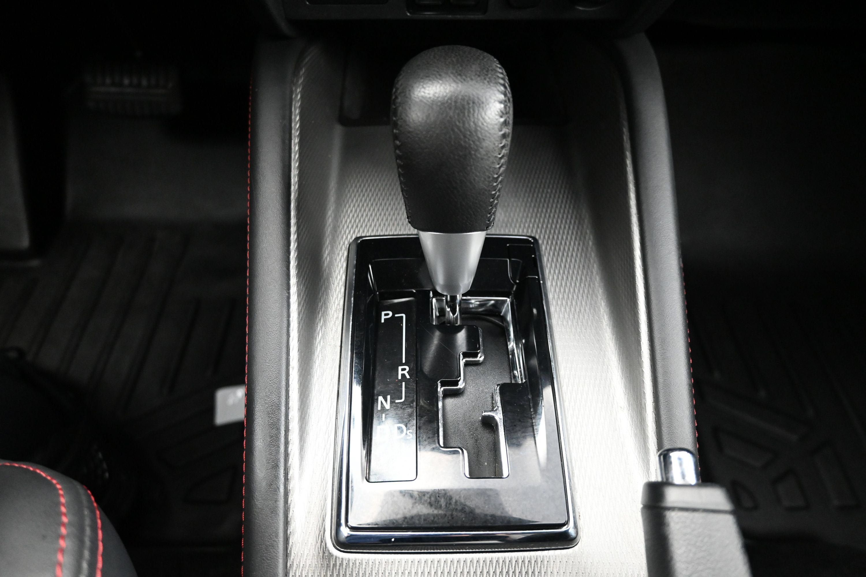 Used 2018 Mitsubishi Outlander Sport SE AWD/4WD image 20