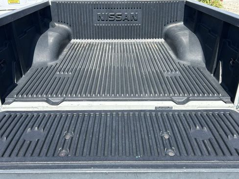 Used 2016 Nissan Frontier SV image 13