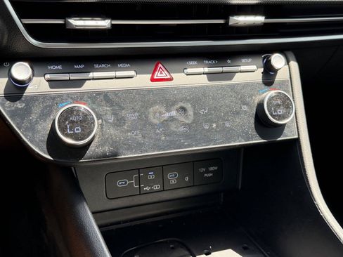 Used 2025 Hyundai Sonata SEL FWD image 24