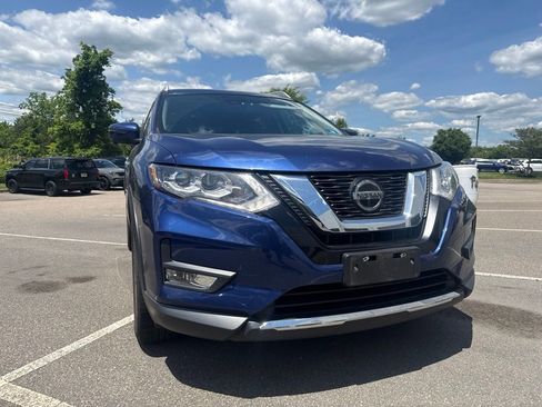 Used 2020 Nissan Rogue SL w/ Premium Package AWD/4WD image 2