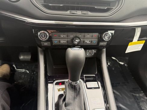 New 2026 Jeep Compass Latitude image 17