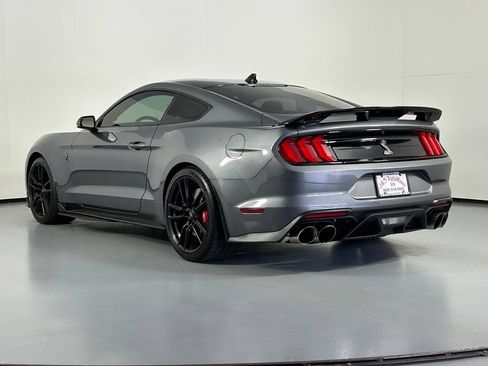 Used 2021 Ford Mustang Shelby GT500 w/ Technology Package RWD image 5
