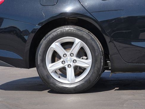 Used 2020 Chevrolet Malibu LS FWD image 11