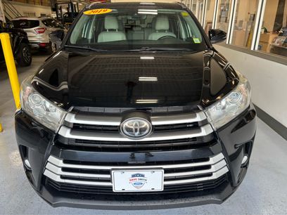 Used 2019 Toyota Highlander XLE