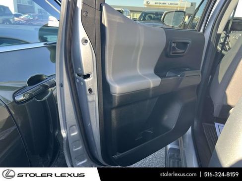 Used 2023 Toyota Tacoma SR AWD/4WD image 14
