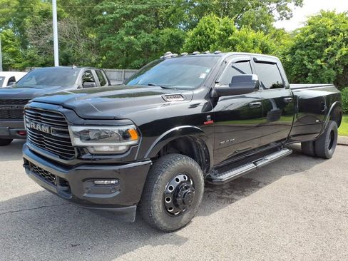 Used 2020 RAM 3500 Laramie w/ Night Edition AWD/4WD image 3