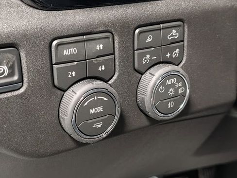 New 2026 Chevrolet Silverado 1500 LTZ w/ LTZ Premium Package image 18