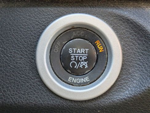 Used 2016 RAM 1500 Laramie w/ Convenience Group image 33