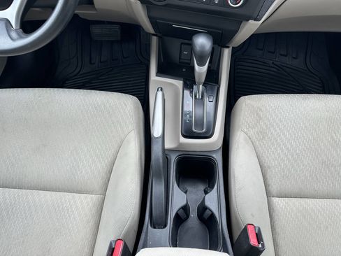 Used 2014 Honda Civic LX image 17