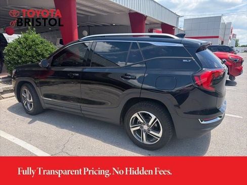 Used 2021 GMC Terrain SLT w/ Infotainment Package II AWD/4WD image 10