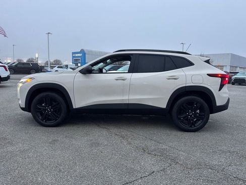 New 2026 Chevrolet Trax ACTIV w/ Driver Confidence Package image 3