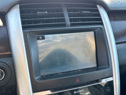 Used 2011 Ford Edge Limited w/ 302A Rapid Spec Order Code image 12