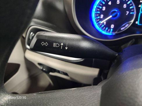 Used 2017 Chrysler Pacifica LX image 33