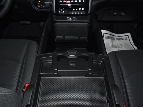 Used 2025 RAM 2500 Big Horn image 24