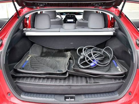 Used 2020 Toyota Prius Prime LE image 27