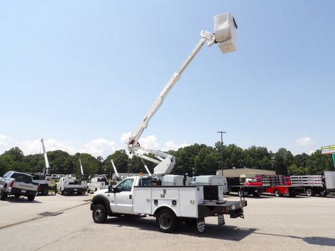 Used 2015 Ford F550 2WD Regular Cab Super Duty w/ Snow Plow Prep Package image 4