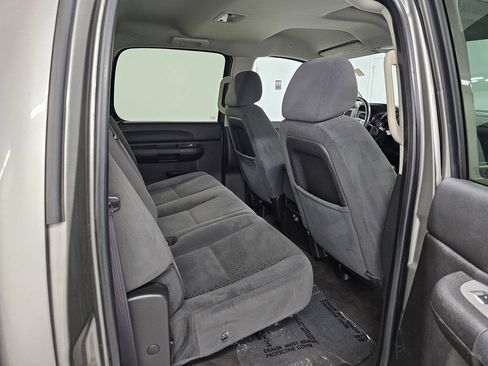 Used 2008 Chevrolet Silverado 2500 LT w/ 1LT Convenience Package AWD/4WD image 25