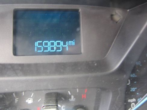 Used 2016 Ford Transit 250 130 Low Roof RWD image 9