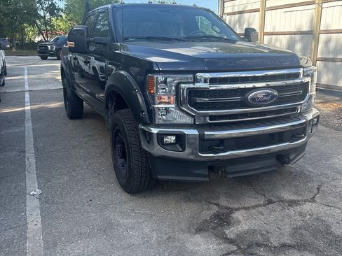 Used 2022 Ford F250 Lariat w/ Lariat Ultimate Package image 2