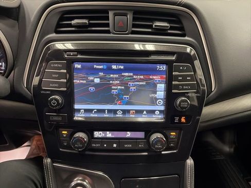 Used 2018 Nissan Maxima 3.5 SV image 22