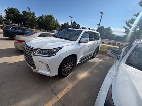 Used 2020 Lexus LX 570 4WD w/ Luxury Package image 1