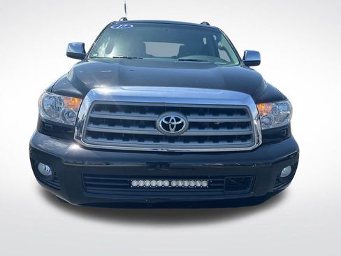 Certified 2017 Toyota Sequoia Platinum AWD/4WD image 8