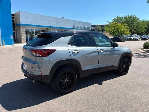 Used 2023 Chevrolet TrailBlazer RS w/ Convenience Package AWD/4WD image 6