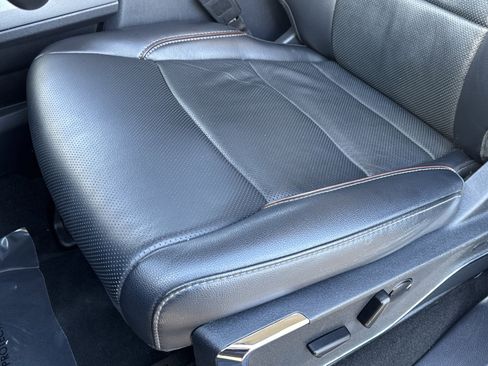 Used 2024 Ford F250 Lariat image 21