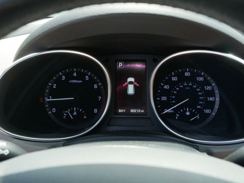 Used 2017 Hyundai Santa Fe Sport AWD/4WD image 25