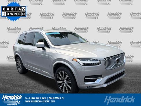 Used 2025 Volvo XC90 B5 Core AWD/4WD image 1