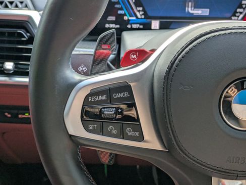 Used 2025 BMW X5 M Competition w/ Executive Package image 17