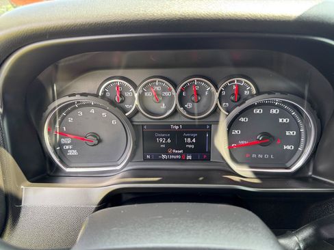 Used 2020 Chevrolet Silverado 1500 LT w/ Remote Start Package AWD/4WD image 38