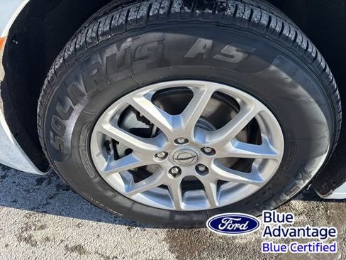 Used 2024 Chrysler Pacifica Touring-L FWD image 10