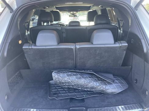 Used 2022 Mercedes-Benz GLE 350 4MATIC w/ 3rd Row Seat Package image 10