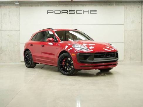 New 2026 Porsche Macan GTS AWD/4WD image 9