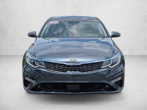 Used 2020 Kia Optima Premium image 2