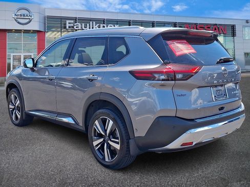 Certified 2023 Nissan Rogue Platinum w/ Platinum Premium Package AWD/4WD image 4