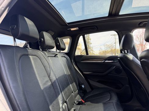 Used 2017 BMW X1 xDrive28i image 27