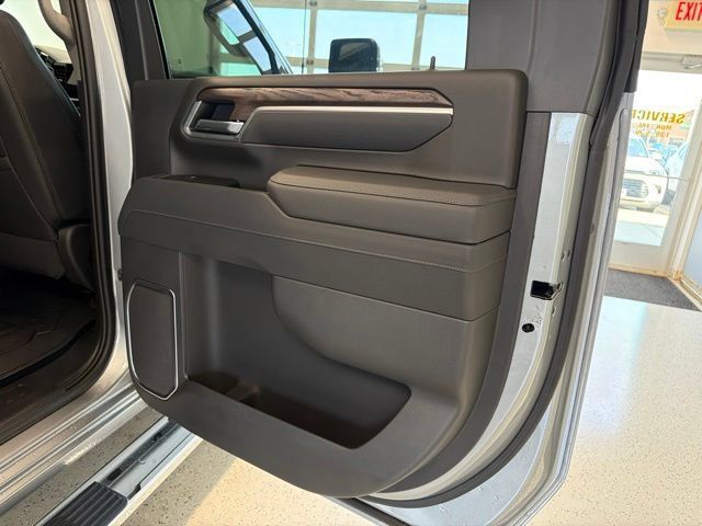 New 2026 GMC Sierra 3500 SLT AWD/4WD image 49