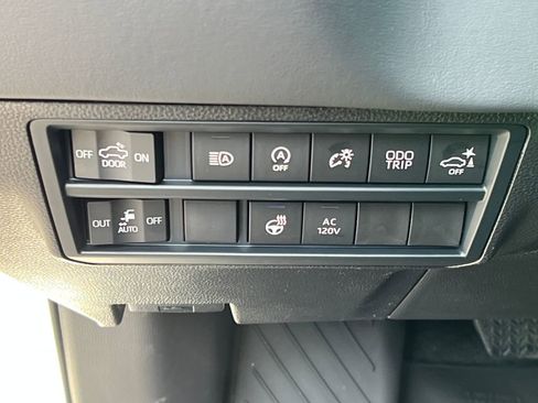 New 2026 Toyota Tundra Platinum image 28