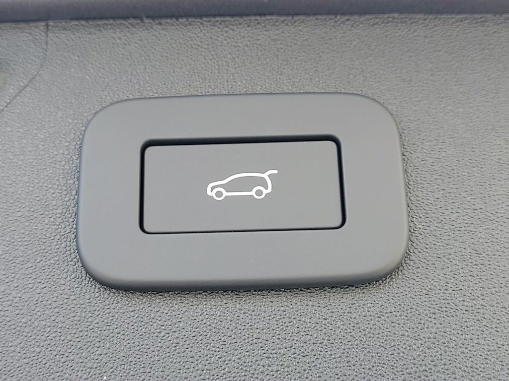 New 2025 Land Rover Discovery Sport Dynamic SE AWD/4WD image 12