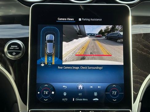 Used 2025 Mercedes-Benz GLC 300 4MATIC image 34