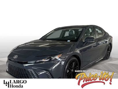 Used 2025 Toyota Camry SE w/ Multimedia Upgrade Package