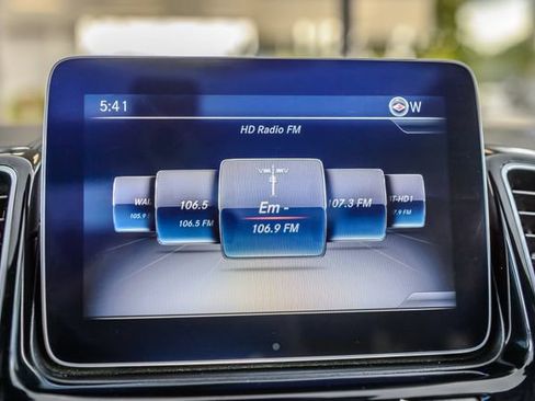 Used 2018 Mercedes-Benz GLS 550 4MATIC w/ Offroad Package image 20