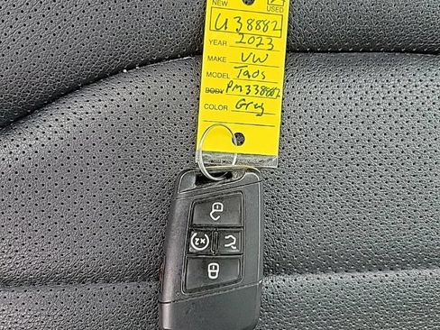 Certified 2023 Volkswagen Taos SEL AWD/4WD image 37