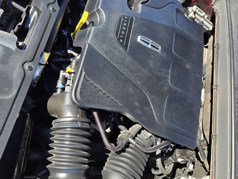 Used 2020 Lincoln Continental Reserve image 17