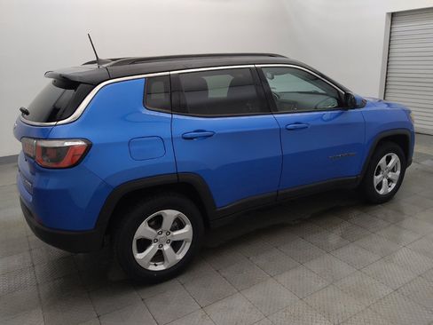Used 2019 Jeep Compass Latitude w/ Cold Weather Group AWD/4WD image 10