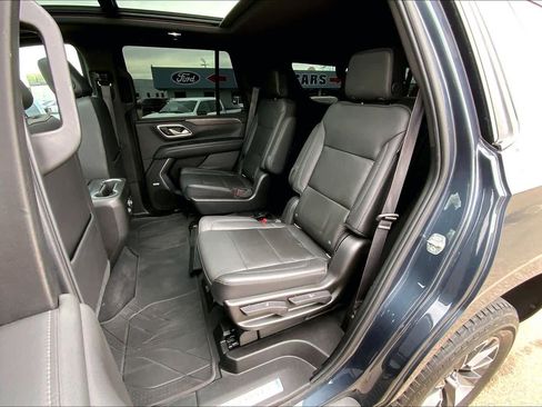 Used 2021 Chevrolet Tahoe Z71 w/ Z71 Signature Package image 41