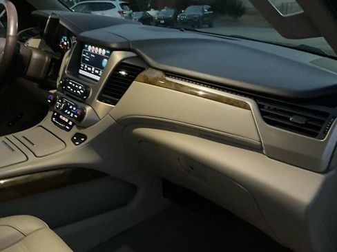 Used 2017 GMC Yukon Denali w/ Open Road Package image 28