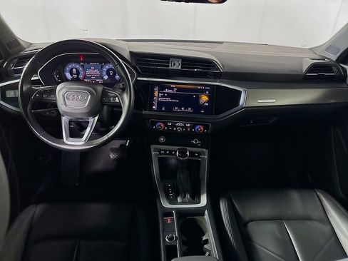 Used 2024 Audi Q3 2.0T Premium image 12